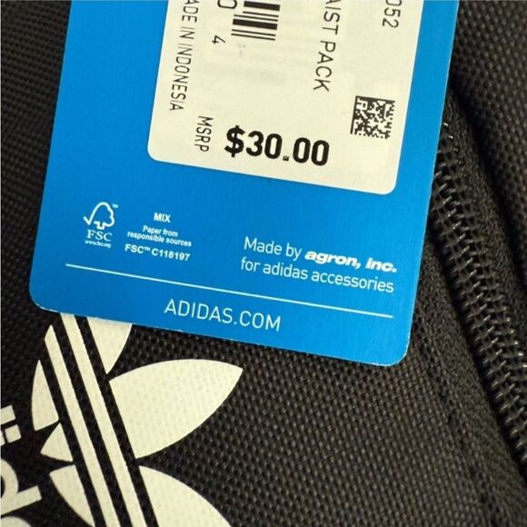 NEW Adidas Originals Black Crossbody Waist Pack OSFA IR1052 Adjustable Strap - Picture 5 of 6